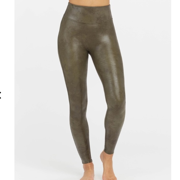 NWT Spanx Faux Leather Croc Shine Leggings - Picture 1 of 15